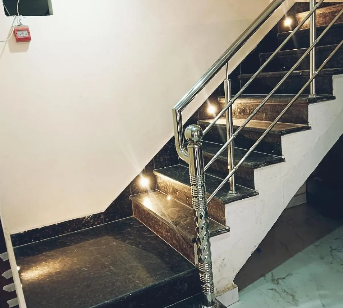 ורנאסי Hotel Shivalayam